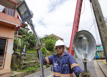 Governo do Amazonas moderniza iluminação pública de Canutama
