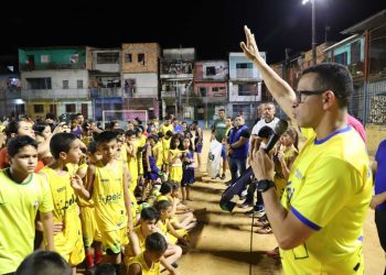No Dia do Desporto Comunitário, Governo do Amazonas anuncia núcleo do Pelci no bairro do Zumbi