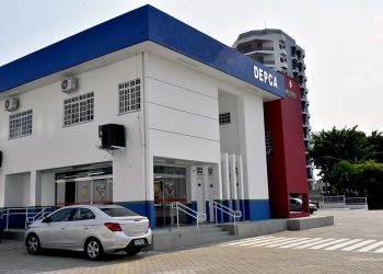 Polícias Civil e Militar prendem homem por estupro de vulnerável praticado contra a enteada de 8 anos