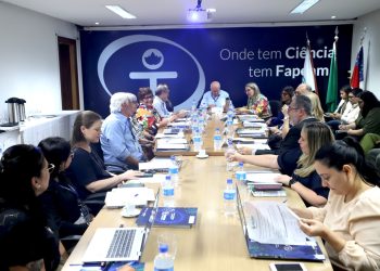 Novos membros do Conselho Superior da Fapeam são empossados para biênio 2024-2026