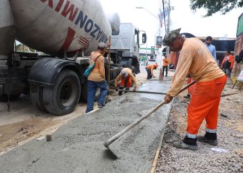 Prefeitura de Manaus reconstruiu mais de 57 mil metros quadrados de calçadas entre 2021 e 2024