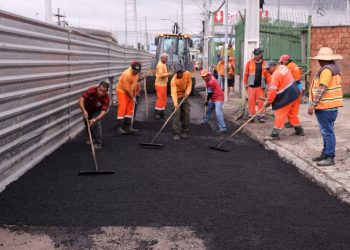 Prefeitura de Manaus inicia recuperação asfáltica no entorno do complexo viário Rei Pelé