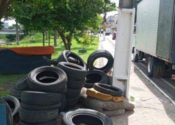 Prefeitura de Manaus realiza ações de recolhimento de pneus e limpeza urbana