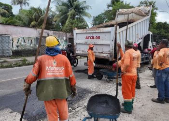 Trecho do bairro Redenção recebe obras de recuperação asfáltica da Prefeitura de Manaus