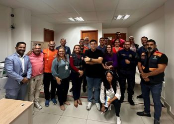 Prefeitura de Manaus debate ações voltadas às áreas de risco na capital
