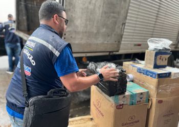 Procon-AM apreende 1.800 frascos de desodorantes sem procedência em Manaus