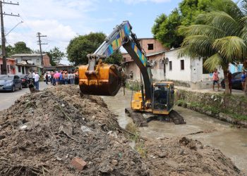 Prefeitura de Manaus intensifica assistência e operações emergenciais após fortes chuvas
