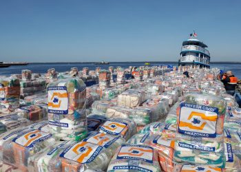 Governo do Amazonas divulga boletim sobre a cheia no estado, nesta terça-feira