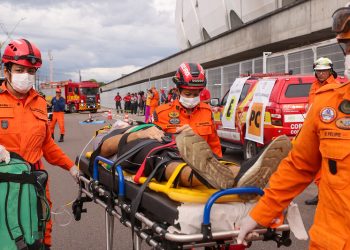 Corpo de Bombeiros realiza simulado de salvamento veicular com múltiplas vítimas
