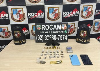 Polícia Militar do Amazonas prende trio com 19 trouxinhas de maconha e arma