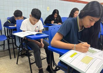 Estudantes da rede municipal participam do 5º simulado “Educa+Manaus”