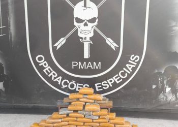 Em Careiro da Várzea, PMAM e PF/AM prendem dupla em posse de 50 quilos de maconha tipo skunk