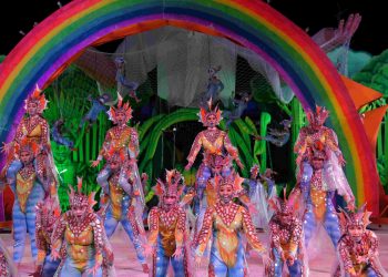 Cores, tecnologia e resistência marcam espetáculo da Ciranda Tradicional em Manacapuru