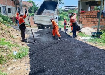 Prefeitura de Manaus transforma ruas do bairro Flores com nova pavimentação