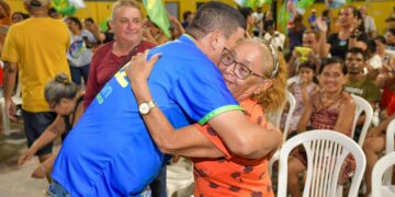 Moradores da Vila Mamão, no bairro São Francisco, confirmam apoio em Nathan Macena para Deputado Federal