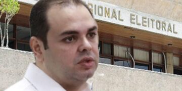TRE-AM mantém multa a Roberto Cidade por uso de obra pública em campanha