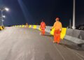 Prefeitura de Manaus avança com sinalização da alça superior do viaduto ‘Passarão’ durante a madrugada