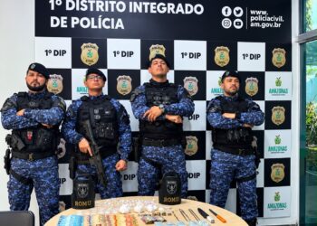 Romu recupera celular furtado e apreende entorpecentes no centro histórico